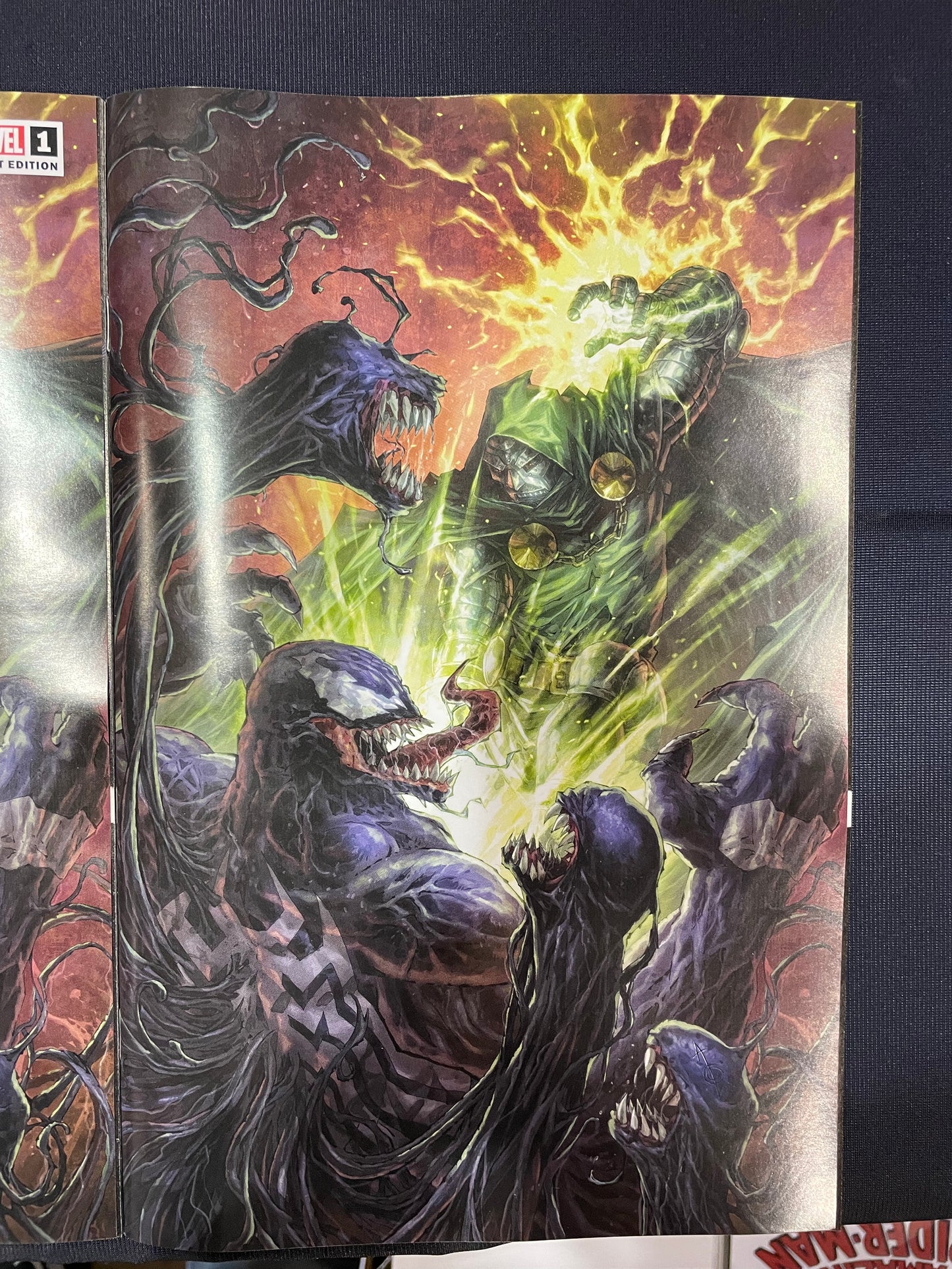 VENOM LETHAL PROTECTOR II #1 ALAN QUAH FANEXPO VARIANT (TRADE & VIRGIN SET)